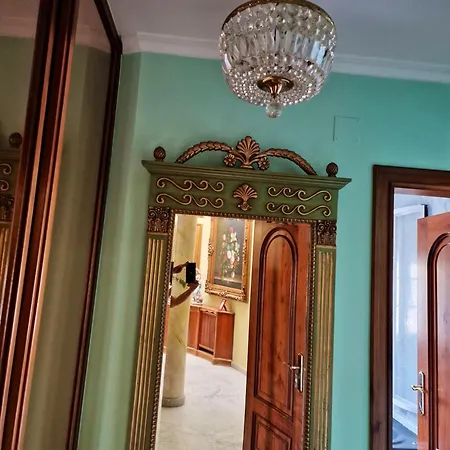 Spacious House With Pool And Garden In Congosto Hébergement de vacances *