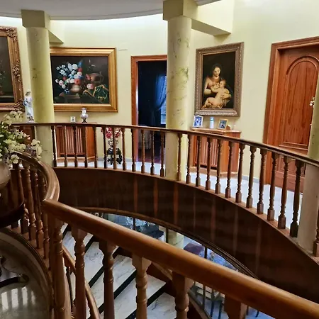 Hébergement de vacances Spacious House With Pool And Garden In Congosto